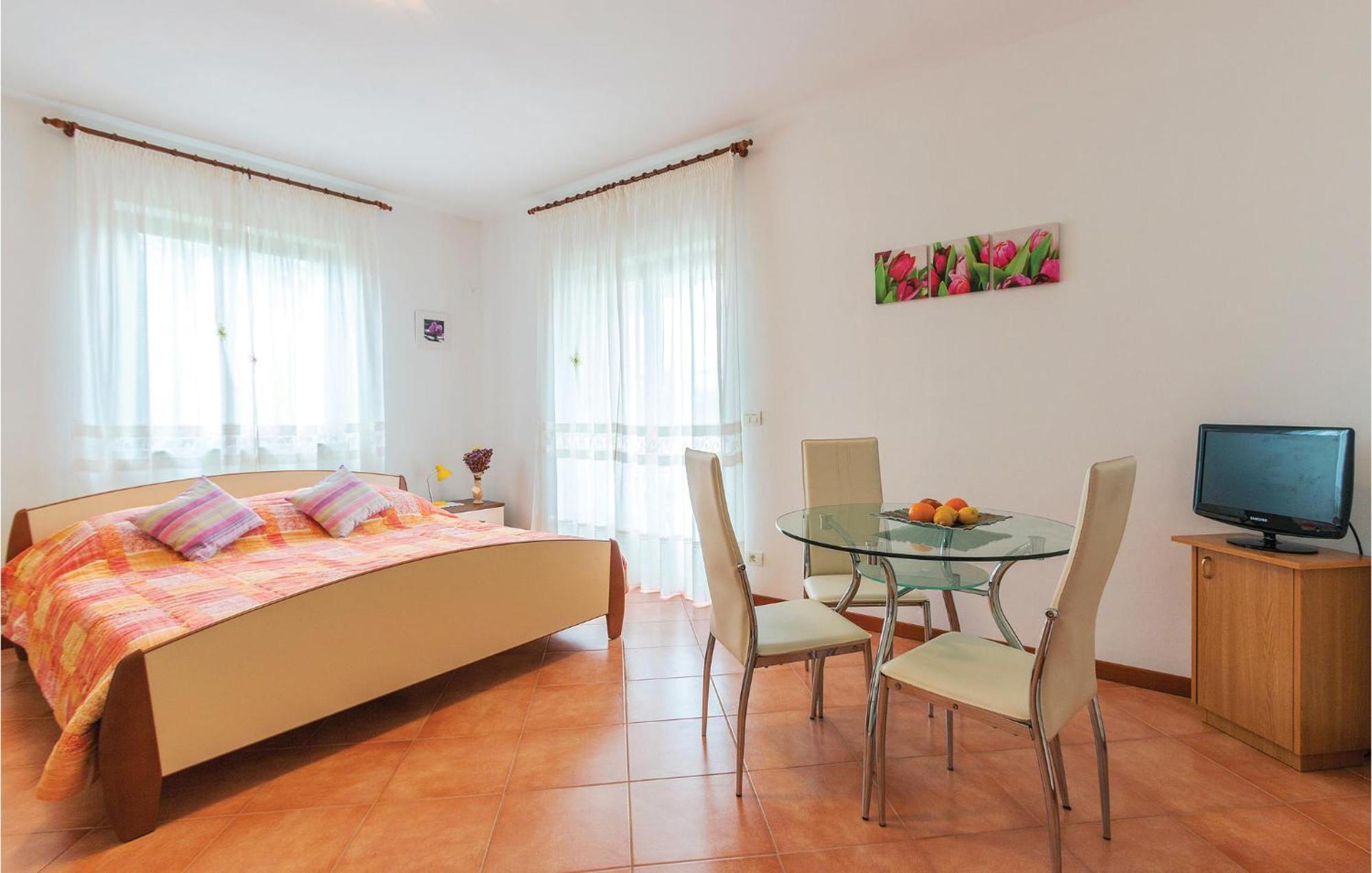 Gorgeous Apartment In Fazana With Wifi Esterno foto